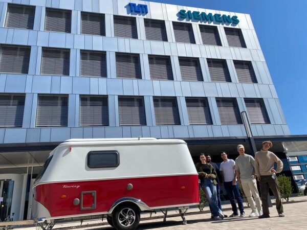 Siemens Mentoring Program & Hackathon: A Pathway to Innovation and Growth