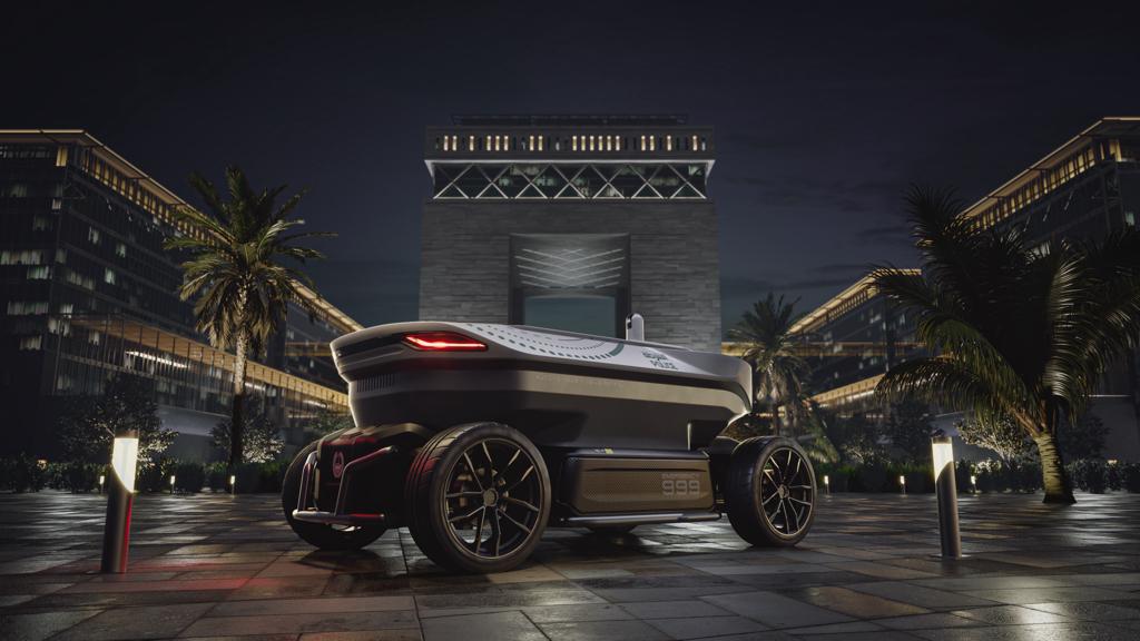 Autonomous robot in Dubai