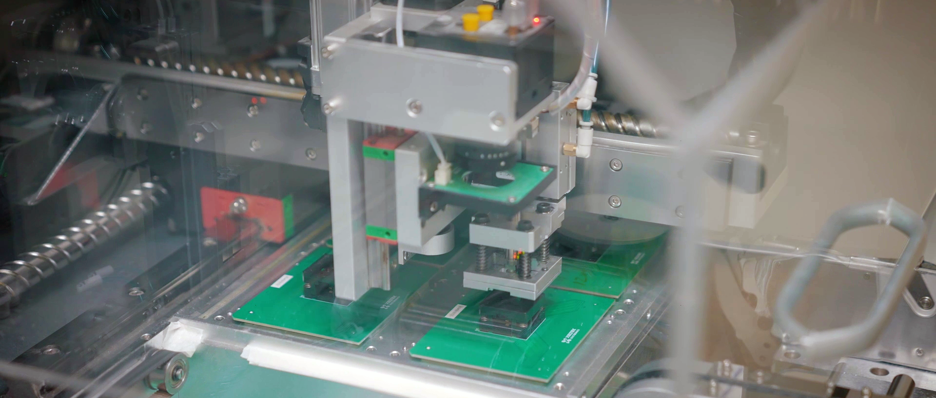 PCB assembly machine